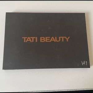 Tati Beauty Textured Neutrals Volume 1